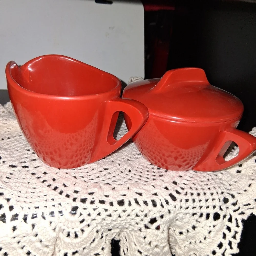Mid Century Modern Red Melamine  Sugar Bowl and Creamer Set Made By Prolon Ware